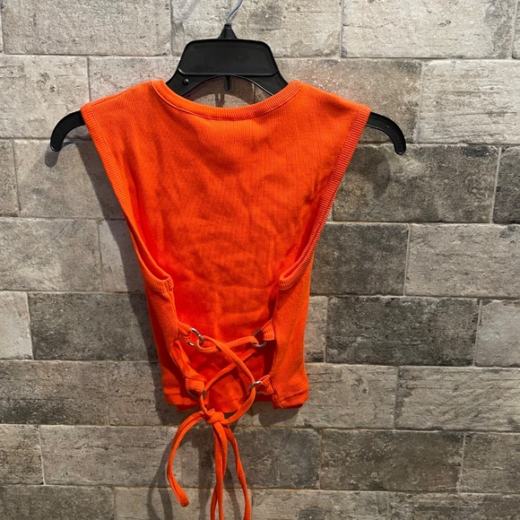 ❤️ URBAN OUTFITTERS THE RAGGED PRIEST ORANGE RIBBED TOP SIZE SMALL - Picture 4 of 5